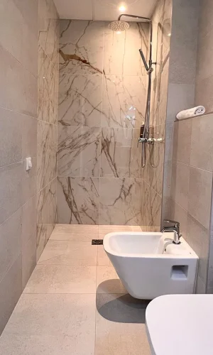 chambre-suite-hotel-beausoleil-2311-03